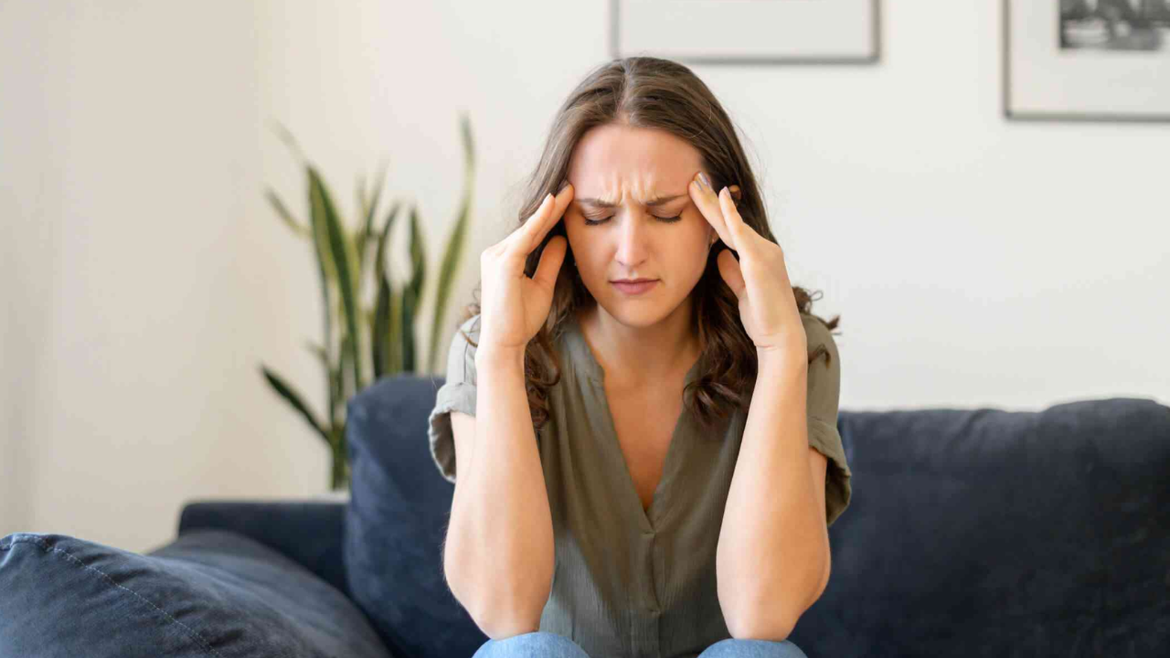 The Hidden Emotional Cost of Always Being the “Strong One” for Others